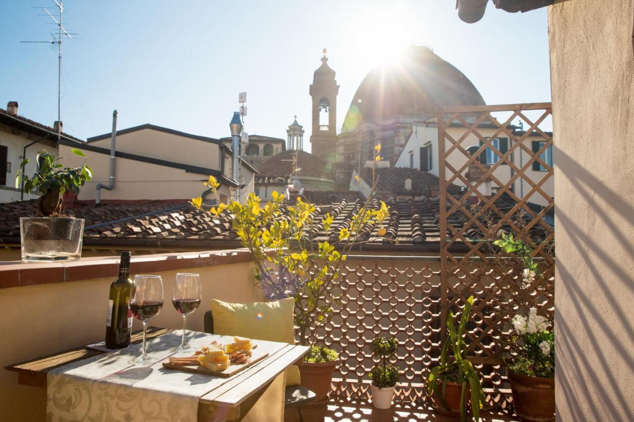 Medici Chapels Terrace - View Apartment ฟลอเรนซ์ ภายนอก รูปภาพ
